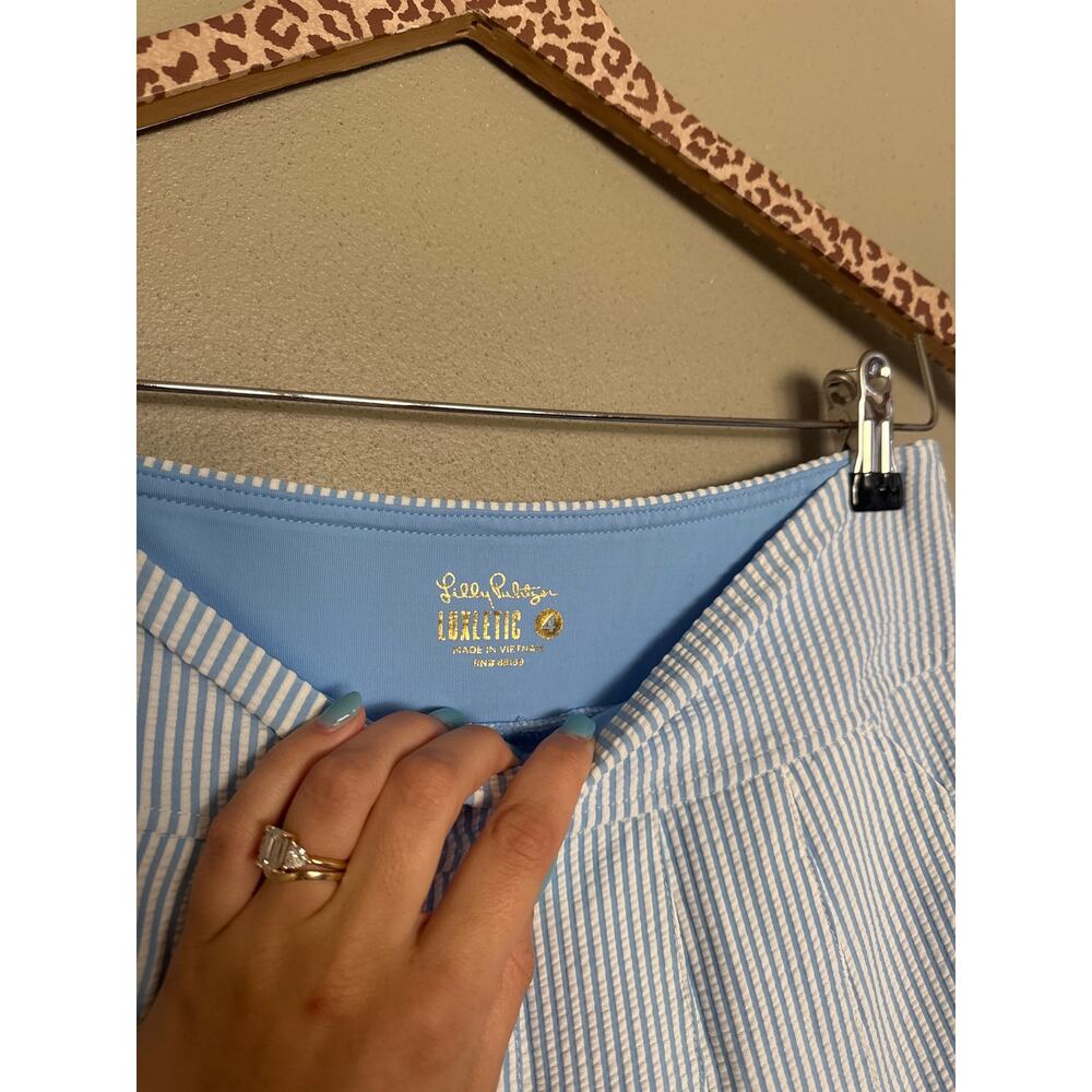 LILLY PULITZER UPF 50+ Luxletic Priska Skort in Seersucker Stripe Size 4 - Picture 5 of 7